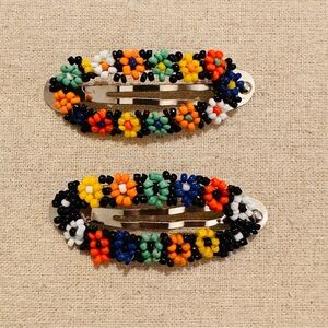 Boutique | Hair Barrettes | Daisy Beaded Barrettes II